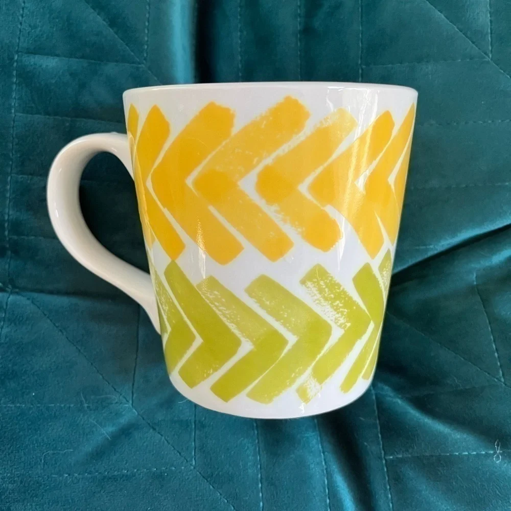 Crate & Barrel Coffee Mug Brushstroke Yellow And Green 16oz Cup Tea